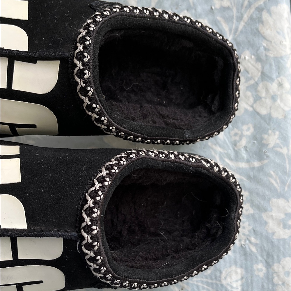 UGG Tasman Chopd Women’s/Big Kid’s Slippers. Euro 38, Wos 6 - Picture 10 of 11